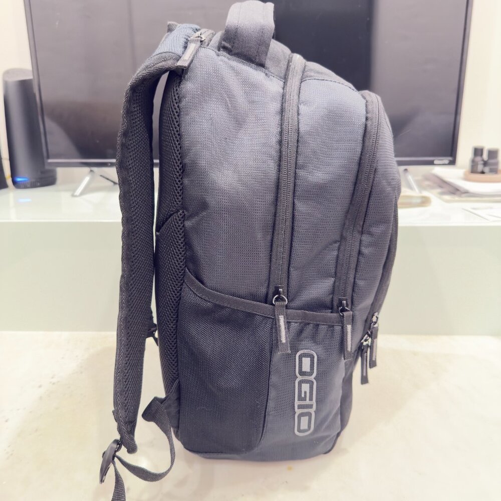 3-compartment backpack - image 3
